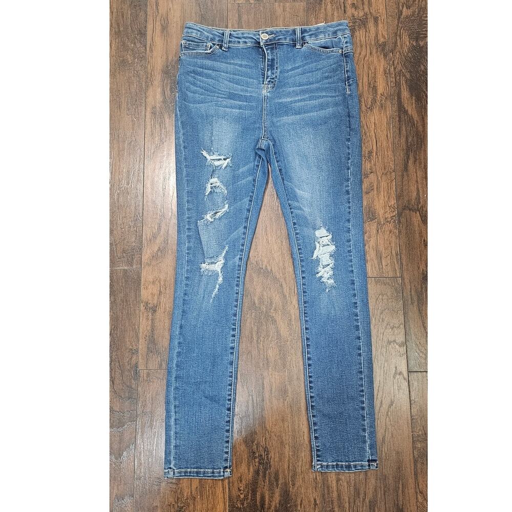 Rio Low Rise Push Up Jeans Ripped Size 11